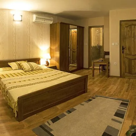 Asenevtsi Hotel *