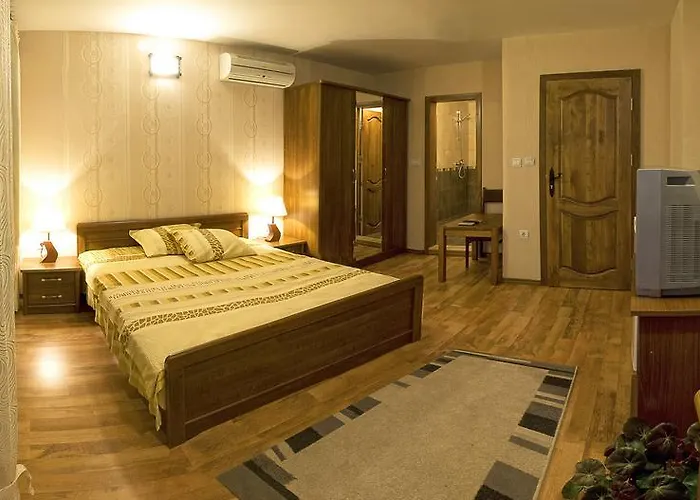 Asenevtsi Szálloda *